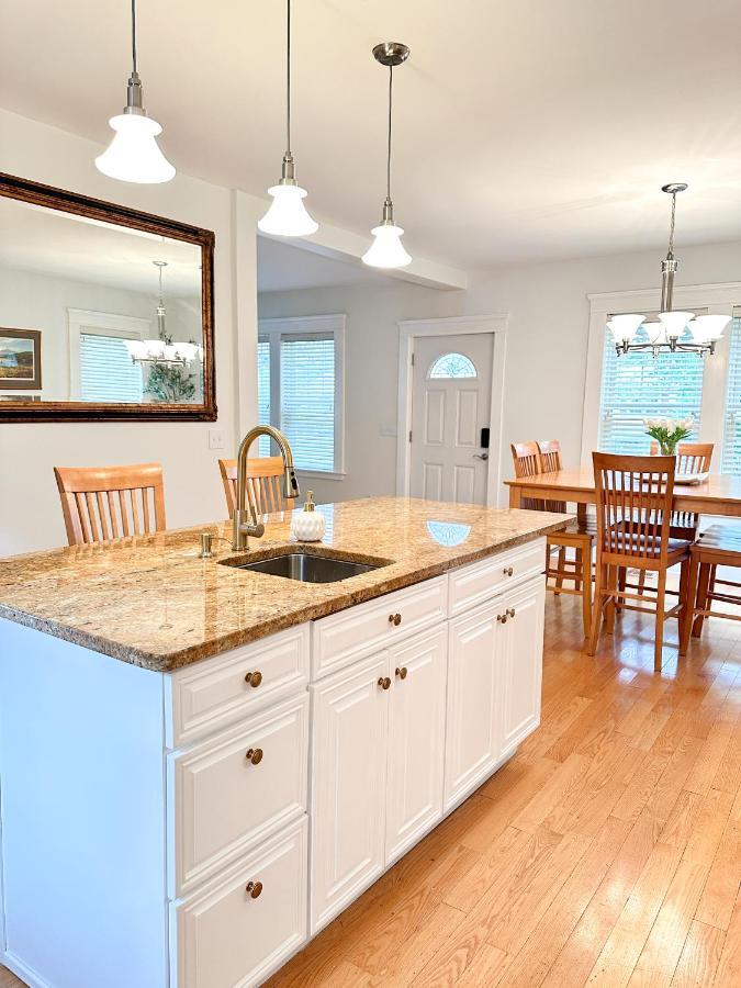 7 Mins Drive To Yale, Large Fenced Yard Vila New Haven Exterior foto
